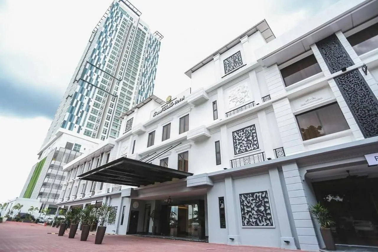 Paragon Suites Studios With Private Jacuzzi Near Ciq Rts Johor Bahru